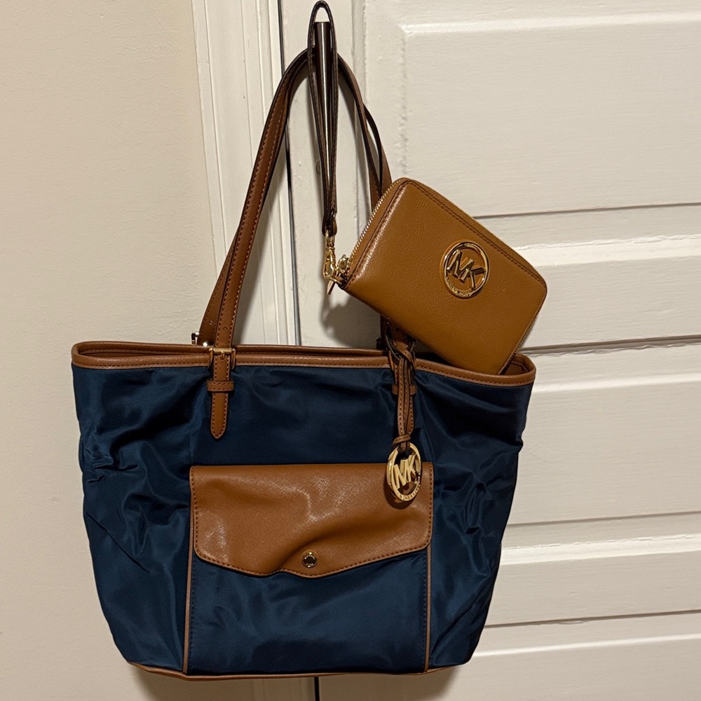 Michael Kors Blue and Tan Tote Bag with Wallet Set